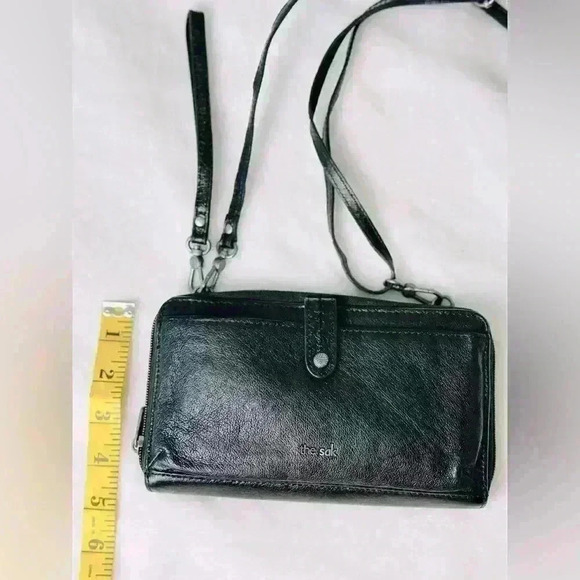 The Sak Smartphone Crossbody or Wristlet Bag/Wallet - Picture 4 of 7